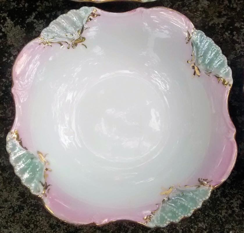Victorian Bowl Set/6 Pink Shading w/Green Luster Shells Late 1800s