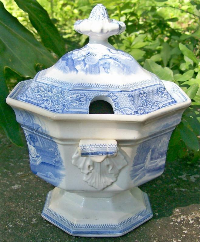 Colonna Staffordshire Sauce Tureen w/Lid Goodfellow 1828-59 Blue & White