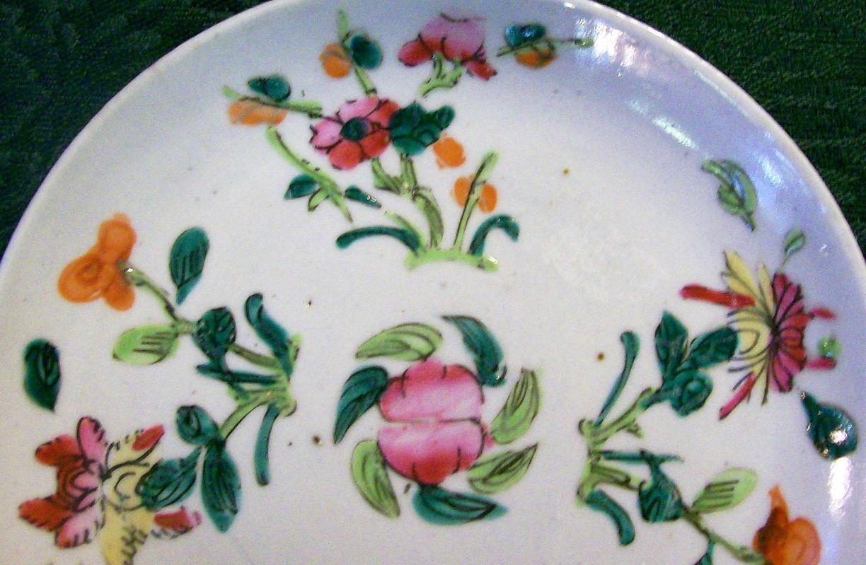 Chinese Famille Rose Dish Ca. 1900 Character Mark 6.5