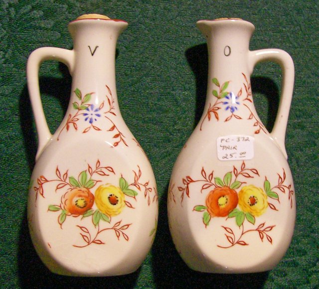 Japanese Ceramic Oil & Vinegar Cruet Pair Hand-Painted/Red Stencil 1930's 5.5