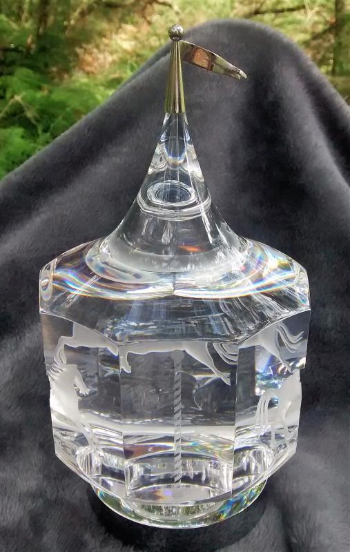 Steuben Crystal Carousel Signed Ca. 1985 Masterworks Horses Spinning on Base 8