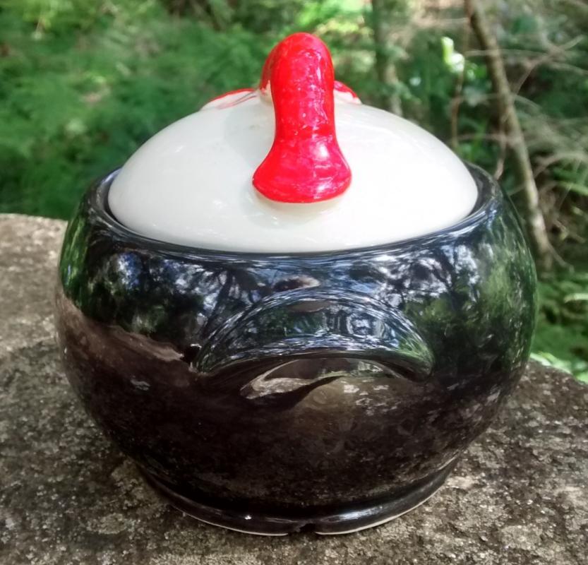 Shawnee Kenwood Lobster Ware Utility Jar/ Sugar w/Cover #907