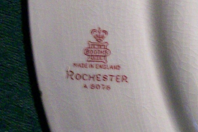 Booth's Rochester Staffordshire Ceramic Platter Ca. 1912 Red/White 16.25