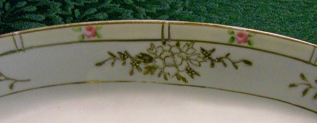Noritake Nippon Celery Dish: Gold Encrusted