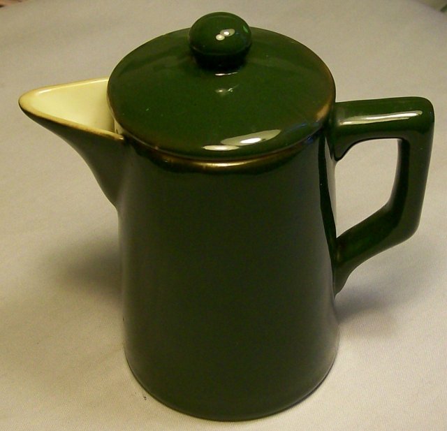 Cambridge/Guernsey Teapot: Ca. 1904