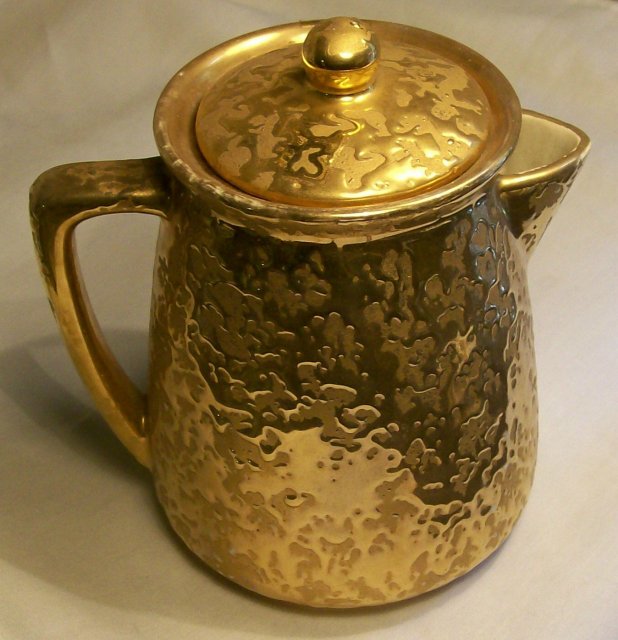 McCoy Golden Brocade / Sunburst Gold Coffee Pot with Lid Ca. 1957 24K