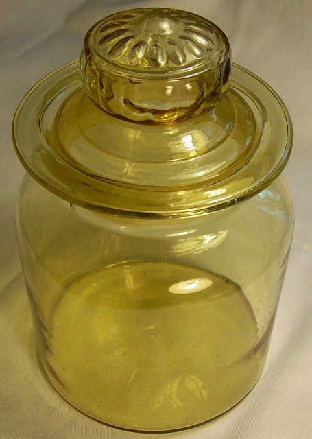 Mold-Blown Amber Glass Storage Jar/Canister with Lid Ca. 1900 7.25