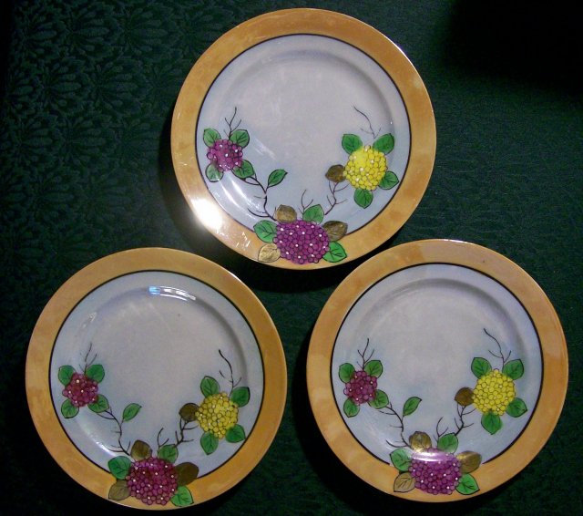 Japanese Lusterware Plate Set