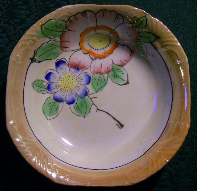 Japanese Lusterware Bowl: 1920's-30's