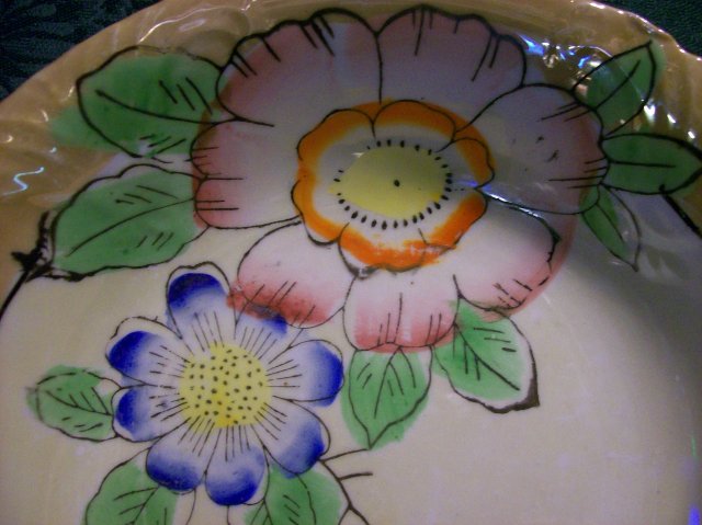 Japanese Lusterware Bowl: 1920's-30's