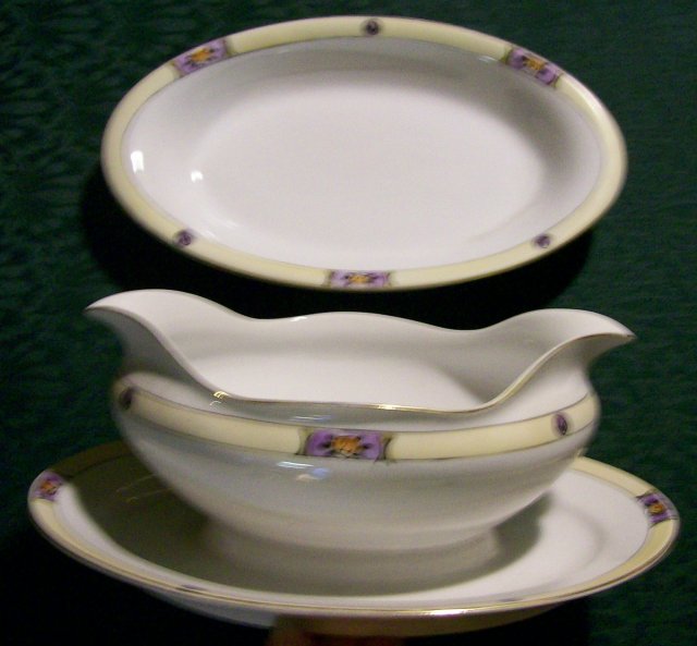 Meito Japan Ceramic Gravy & Relish Dishes #MEI 489 Deco Floral Band