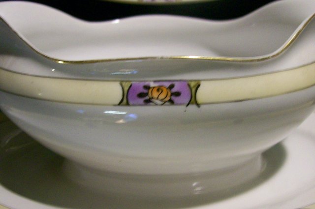 Meito Japan Ceramic Gravy & Relish Dishes #MEI 489 Deco Floral Band