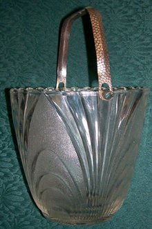 Clear Glass Ice Bucket with Metal Handle