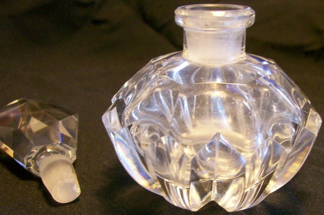 Cut Crystal Perfume Bottle with Faceted Stopper Clear 5.5