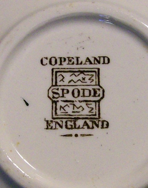 Spode-Copeland Ceramic Ashtray Pair: 1930's Art Deco Flowers