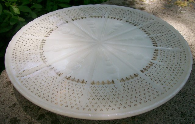 Hocking Glass Pedestal Cake Stand #W-100 Ivory with Gold