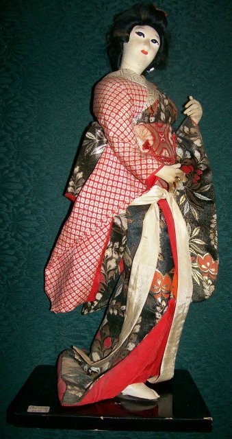 Japanese Geisha Doll