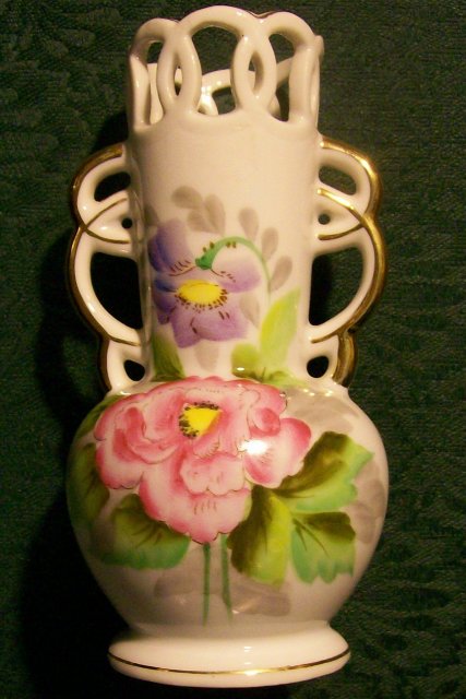 Occupied Japan Hand-Painted Vase with Cutwork Rim