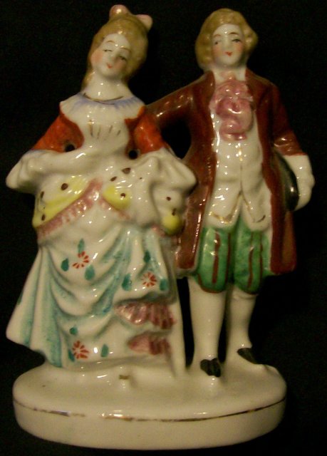 Occupied Japan Figurine: Colonial Couple