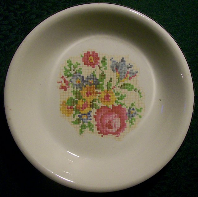 Harker Petit Point/Cross-Stitch Ceramic Pie Baker 1930's 9