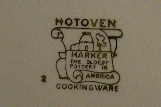 Harker Petit Point/Cross-Stitch Ceramic Pie Baker 1930's 9