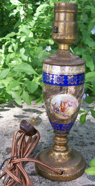 Mid-Century Vase lamp with Romantic Decals 9.5