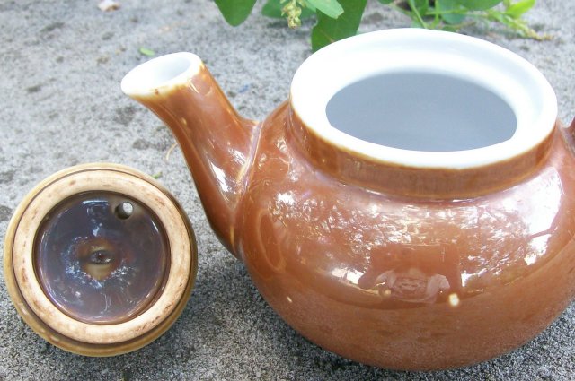 Fraunfelter China Teapot: Zanesville Ohio Brown Glaze Restaurant Ware