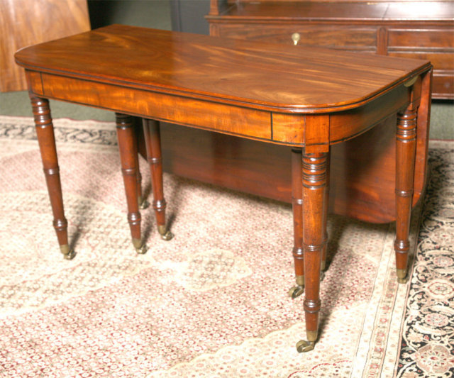 An English Campaign Extending Dining Table