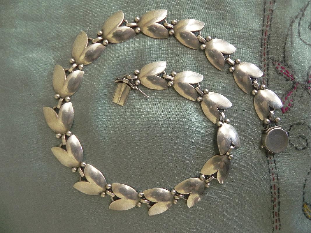 Georg Jensen TULIP Necklace design #66 Denmark