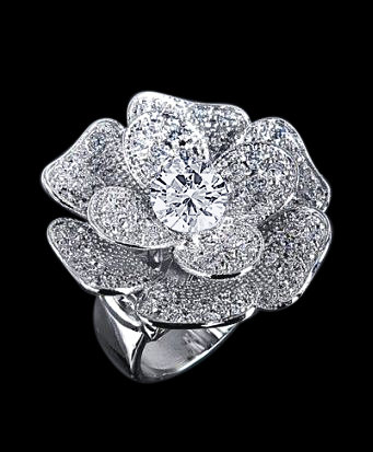 Flower ring 6 carat diamonds unique floral ring gold white