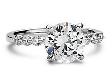Sparkling diamonds royal engagement ring 1.31 cts.