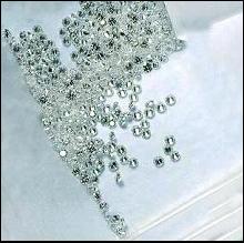5 carat calibrated loose diamond approx. 0.05 melee diamonds parcel