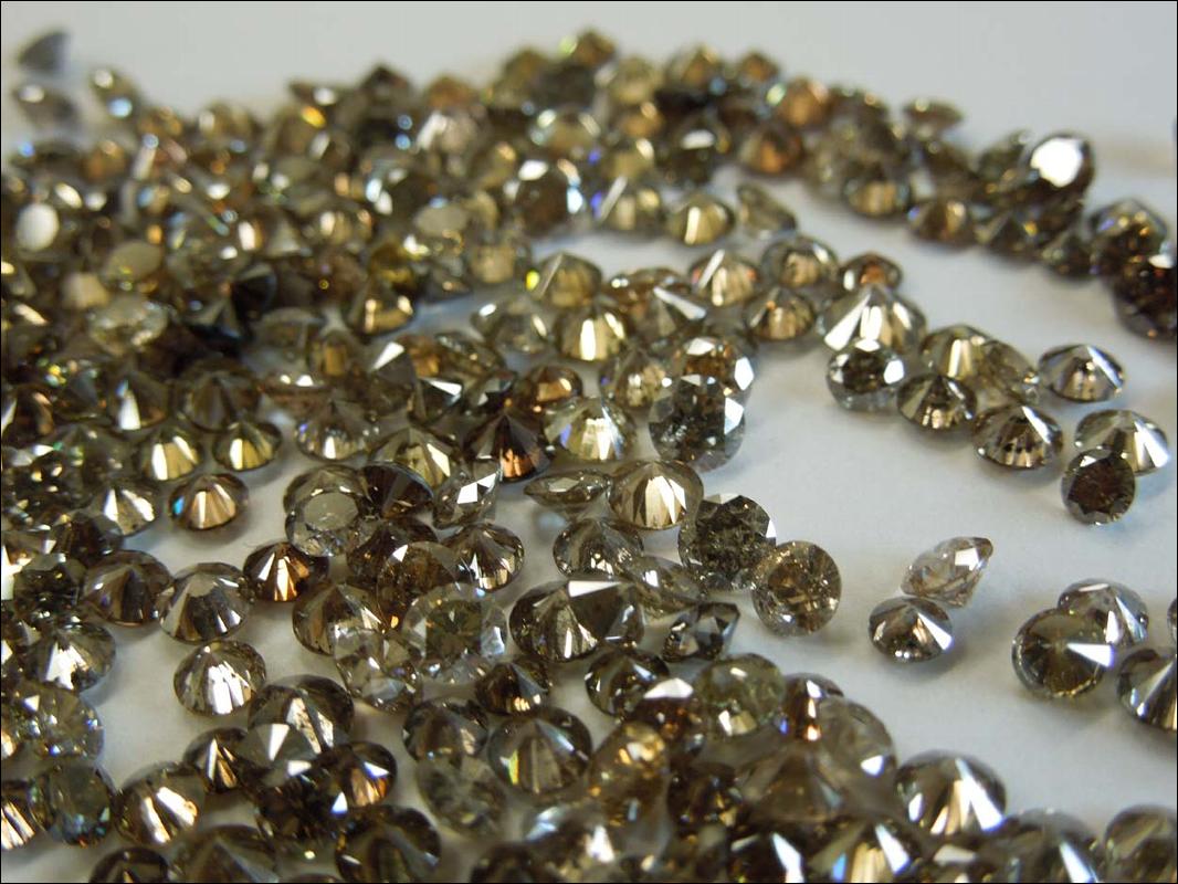 5 � 25 Pointer melee diamond parcel 5 carat champagne SI1/I1 round cut melees