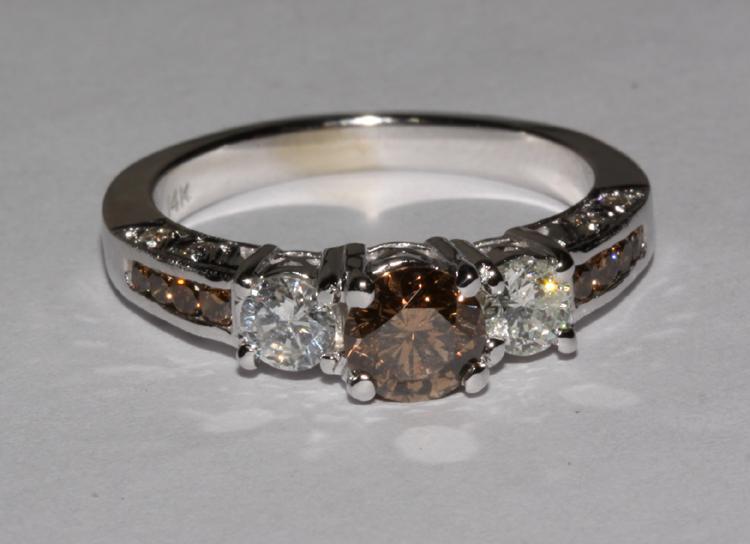 Cognac white diamonds 2.5 cts. ring 3 stone jewelry new