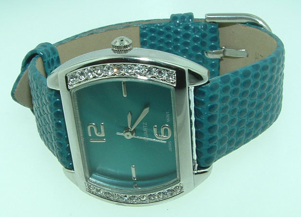 LADIES wristwatch GOLD WITH DIAMONDS luxury