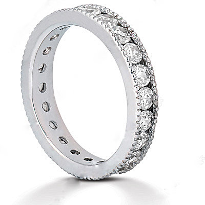 1.47 Ct. White gold & E VVS1 diamonds wedding band