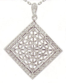 4.35 carats F VVS1 Rhombical diamond pendant jewelry