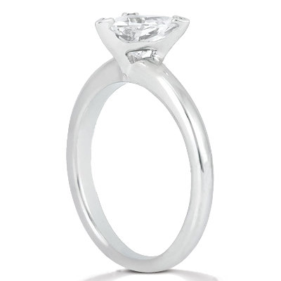 1.5 Carat diamond solitaire ring trillion cut engagemet