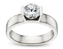 1.5 Carats diamond solitaire engagement ring white gold