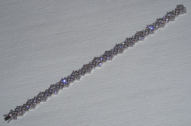 8 carats GORGEOUS tennis bracelet antique look jewelry
