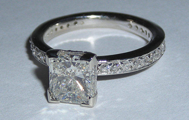 2.26 ct WHITE GOLD DIAMOND engagement ring CUSTOMIZED