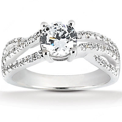 2.45 Ct. Diamond solitaire ring with accents gold new