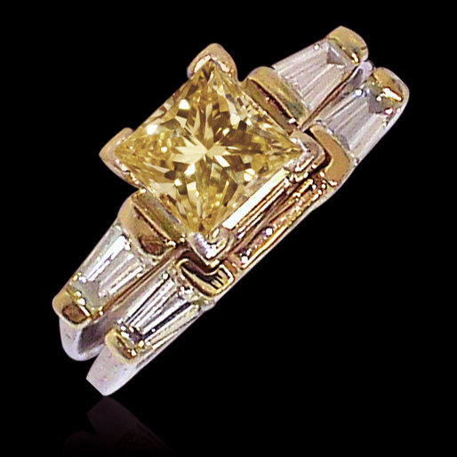 2.70 ct. yellow white diamonds engagement ring band set