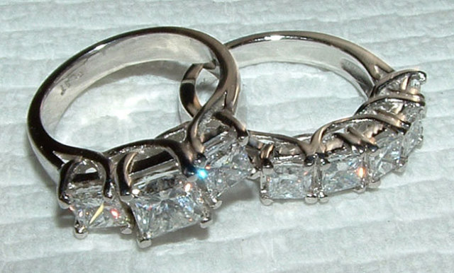 4.5 carat WHITE GOLD DIAMOND RING wedding band VVS