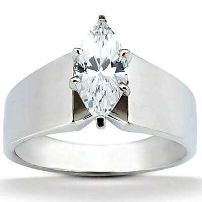 Big diamond solitaire ring 2.5 Carats marquise cut gold