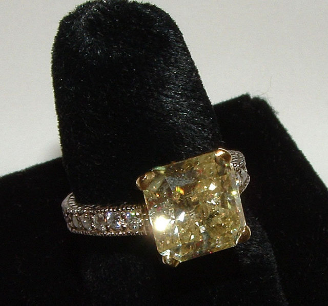 3 carats yellow canary DIAMOND ring antique look new