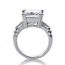 Big diamond ring 4.5 Ct. diamond gold engagement ring