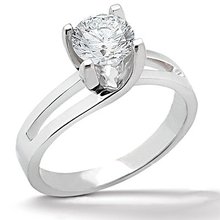 1.25 Carat diamond solitaire engagement ring white gold