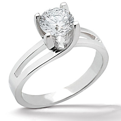 1.25 Carat diamond solitaire engagement ring white gold