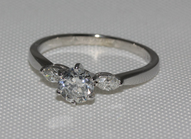 1.55 carat diamonds 3 stone engagement ring gold white